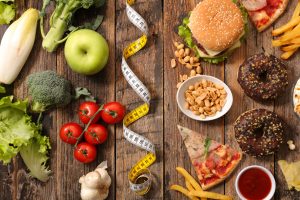 Saiba quais são os hábitos que prejudicam a dieta